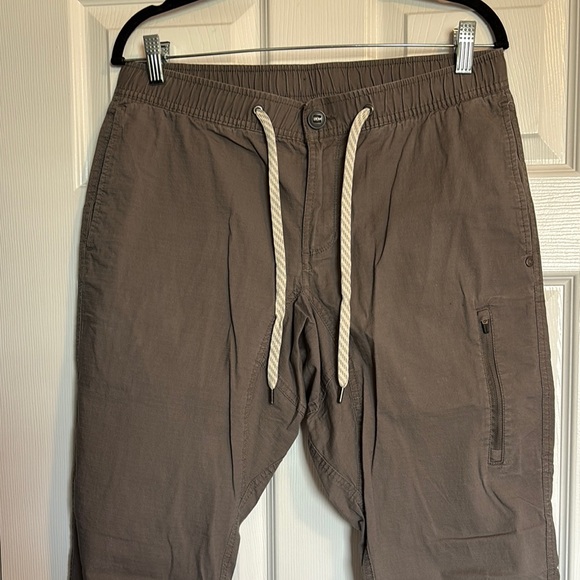 Vuori Other - Vuori Ripstop men’s brown tapered leg chino pants size large